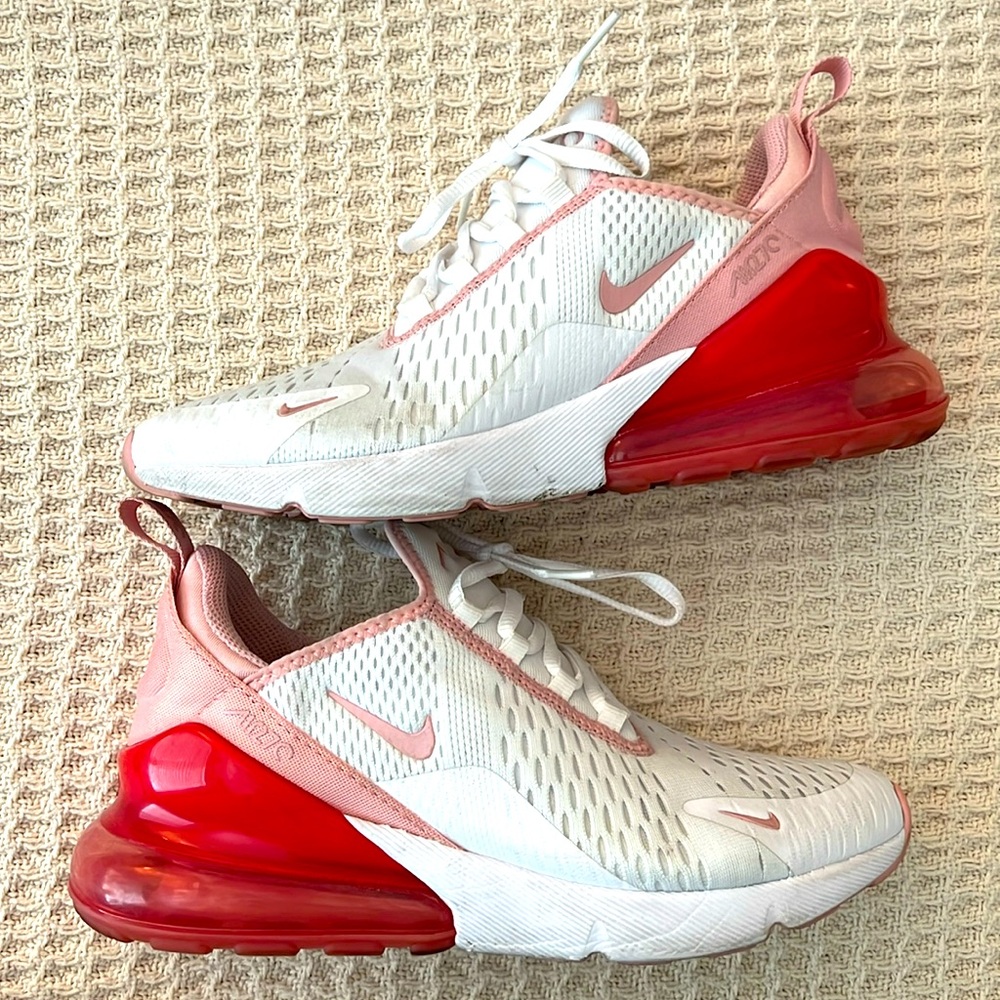 7 YOUTH white/ pink Nike shoes